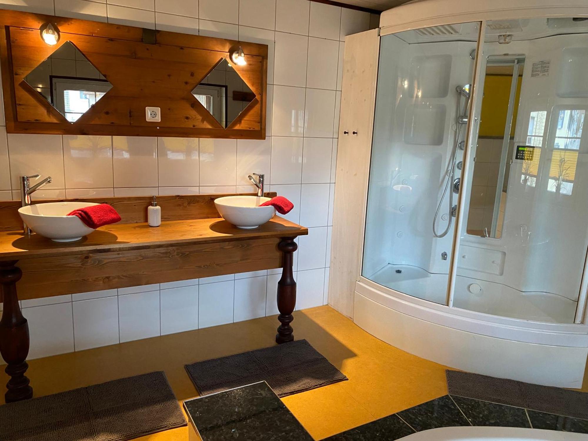 フィリンゲン・シュヴェニンゲンSchwarzwald - Ferienhaus In Tannheimアパートメント エクステリア 写真